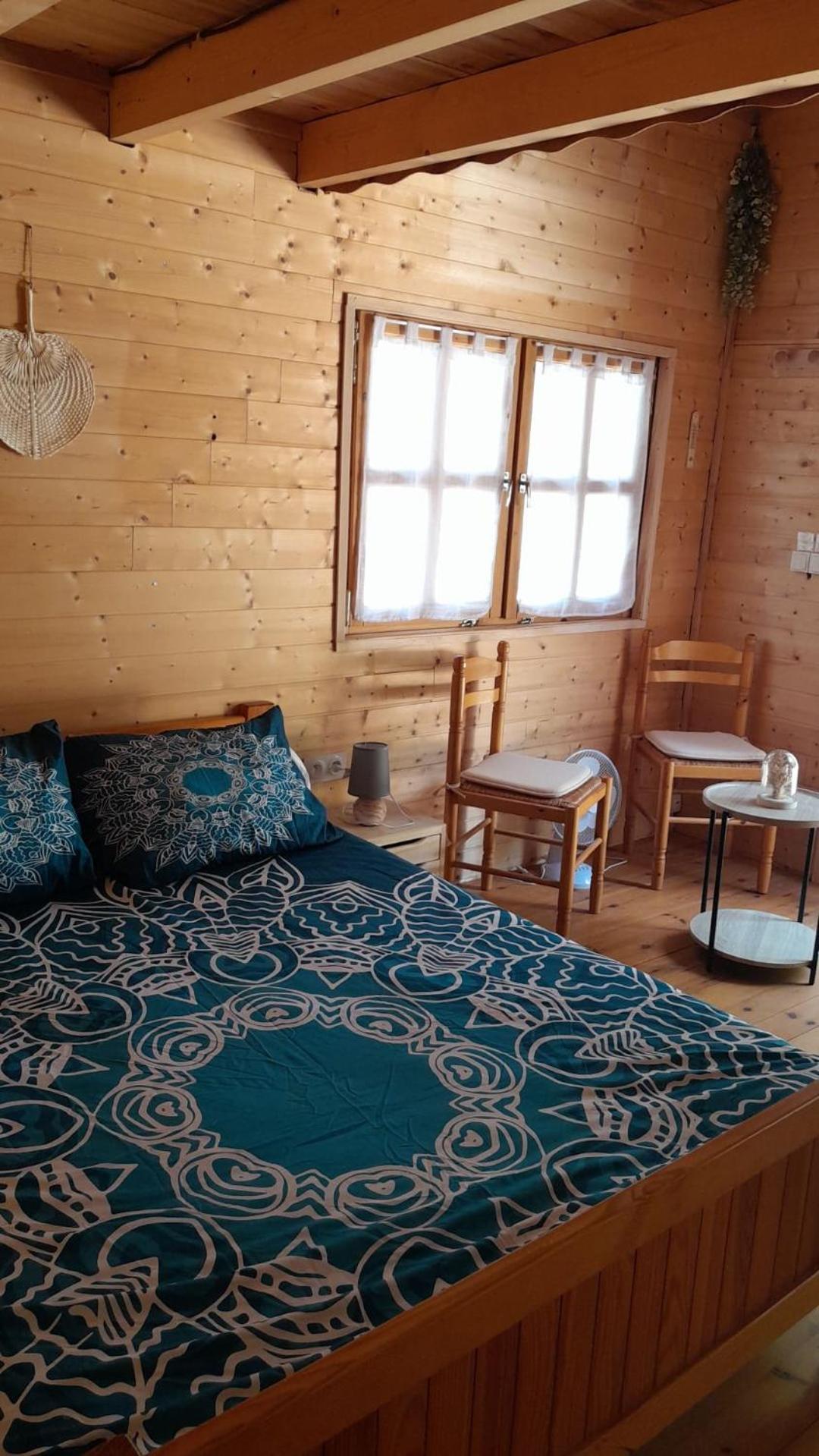 Tourves La Cabane En Bois מראה חיצוני תמונה